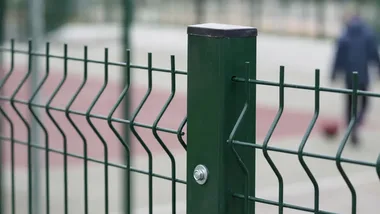 Za 2,2 mln zł powstaje nowy kompleks sportowy przy liceum na Mokotowie