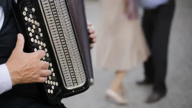 Folklor, warszawska muzyka i msza. Dzień Patrona na Ursynowie
