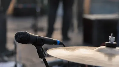 Prawnuk Mieczysława Fogga poprowadzi koncert przedwojennych szlagierów