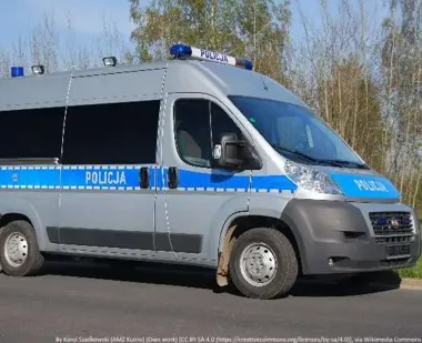 W Dębem Wielkim pokazali sprzęt i psy z najtrudniejszych policyjnych akcji