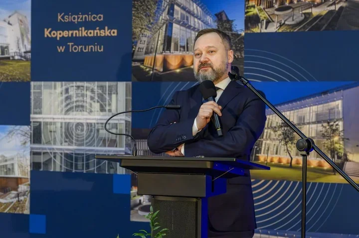 W Toruniu otwarto Uniwersum Książki - nowe skrzydło Książnicy, które zmienia rytm miasta