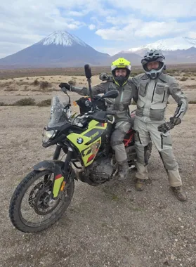 Dwa motocykle, pół roku drogi i 30 tysięcy kilometrów w jednej opowieści