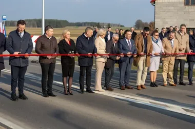Nowe rondo i remont drogi wojewódzkiej 626 usprawniają ruch w gminie Sypniewo