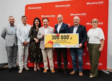 Ponad 5,3 mln zł na boiska, zabytki i energię w regionie Mazowsza