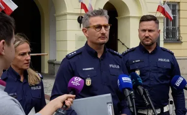 Warszawscy policjanci podsumowali wakacje. Padły setki mandatów