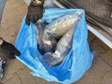 133 kilogramy i broń w Bieniewicach - policja zatrzymała 32-latka