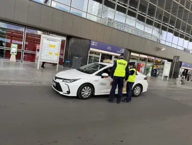 Warszawskie przewozy pod lupą - 29 osób zatrzymanych w trzy dni