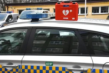 Ojciec zatrzymał radiowóz na Wisłostradzie. 7-latka siniała
