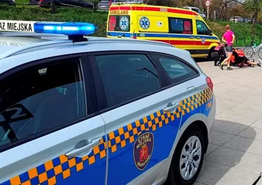 Kask ochronił nastolatka po upadku w warszawskim bikeparku
