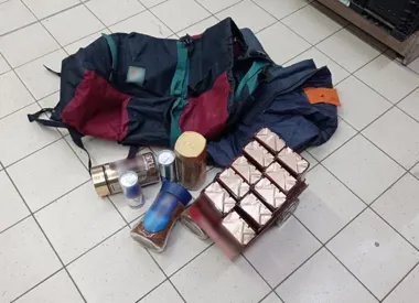 Czwórka dzieci i torba kawy - tak skończył sklepowy napad w Warszawie