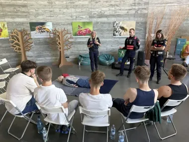 Mieli iść na wystawę, a trafili na szkolenie z ratowania życia
