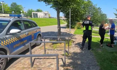Mieli za sobą bezdomność i głód. Na Bulwarach dostali konkretną pomoc