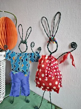 Zajączkowe Atelier - jak drucik i skrawki tkanin zamienią się w zajączka